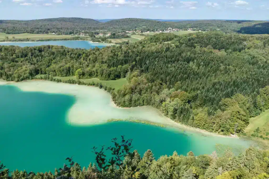 4 lacs jura vacances 02