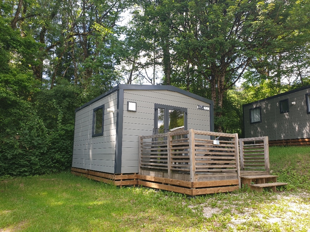 Cottage Bora